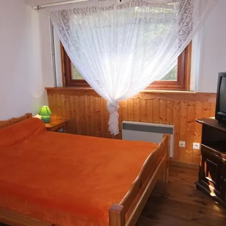 Pour 6 Pers, Parking, Animaux Admis - Fr-1-403-11